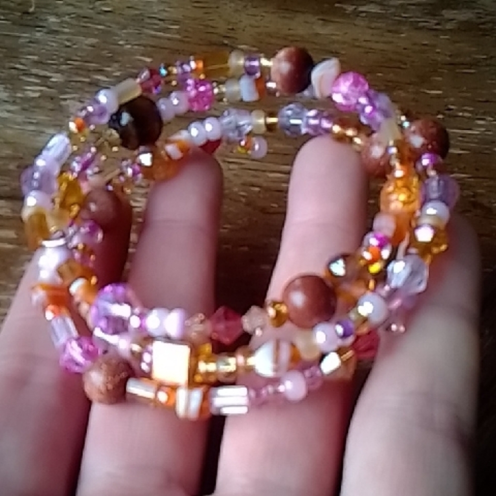 Colorful Beaded Memory Wire Bracelet!!!! - Picture 3 of 6